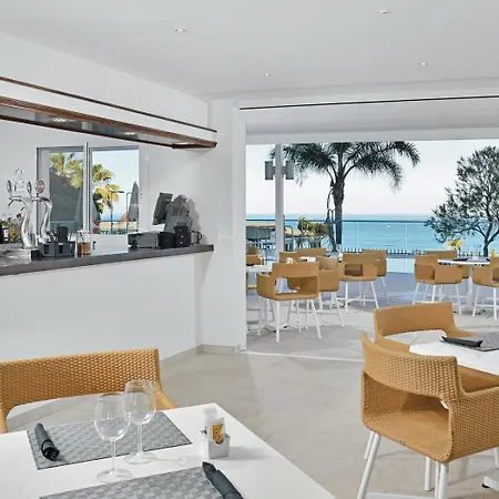 Апартаменти Apto A Pie De Playa Con Vistas Increibles!